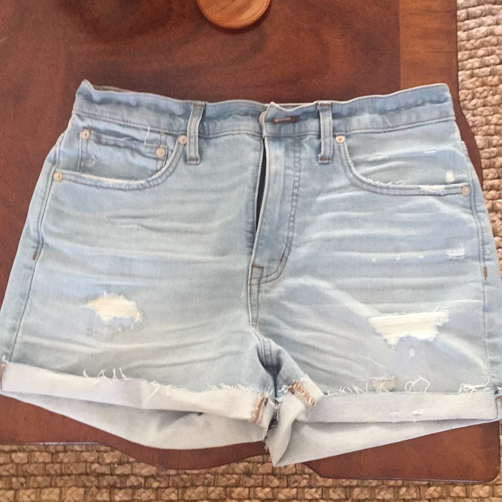 Madewell high waisted shorts size 28